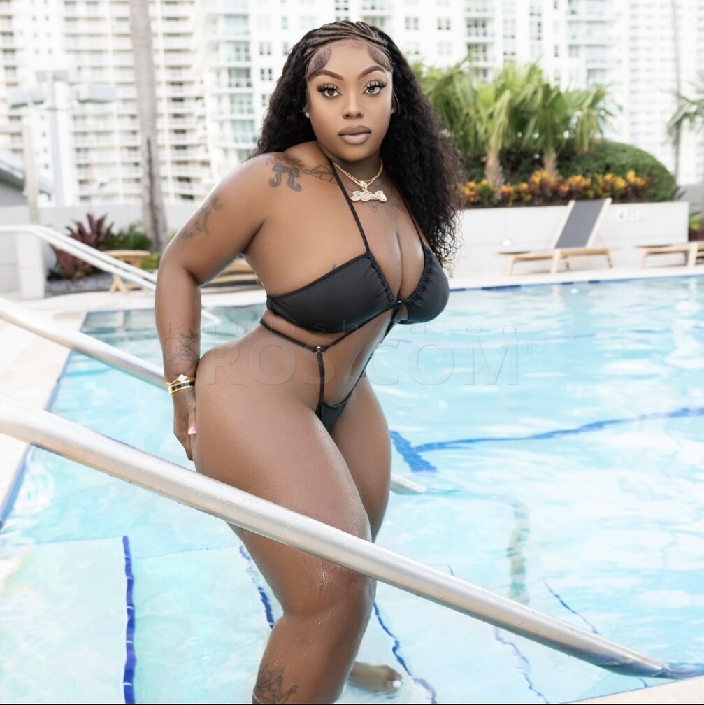 Adult Film Star Amiri