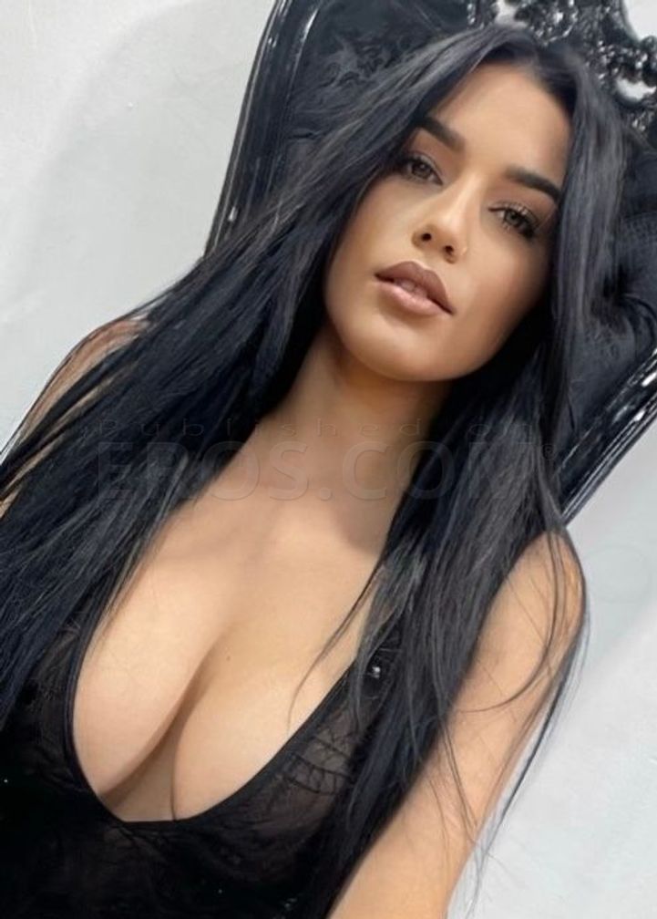Mia