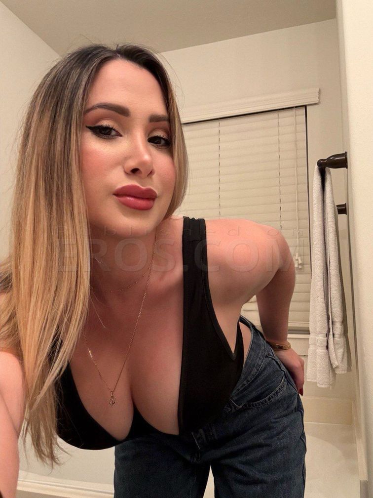 NIKOLE in KATY