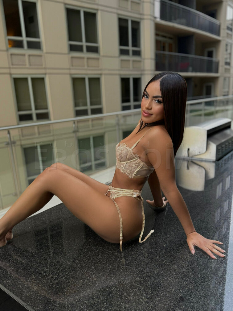 Bella