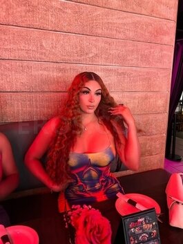 TS CHASITY BANKS