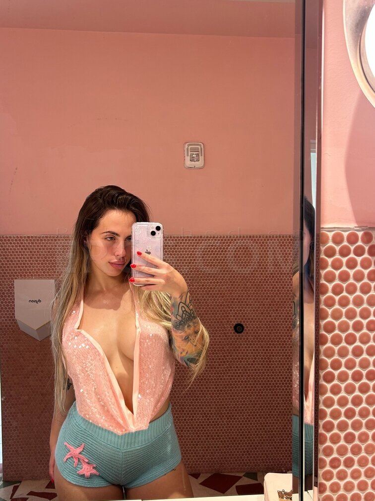 Bella