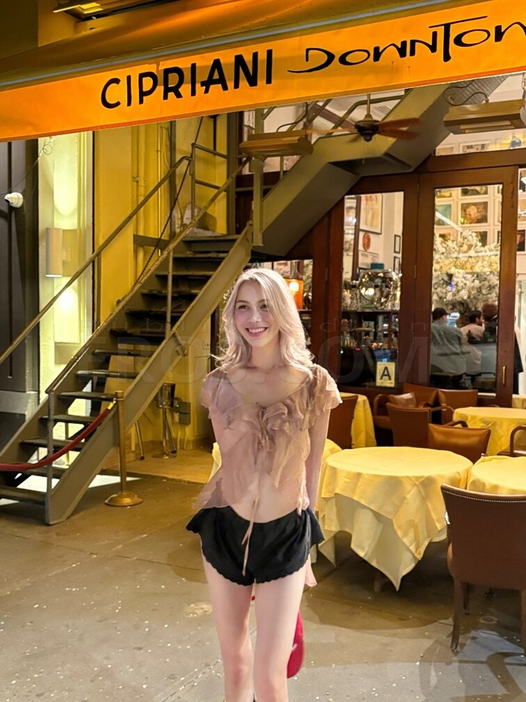 Ava