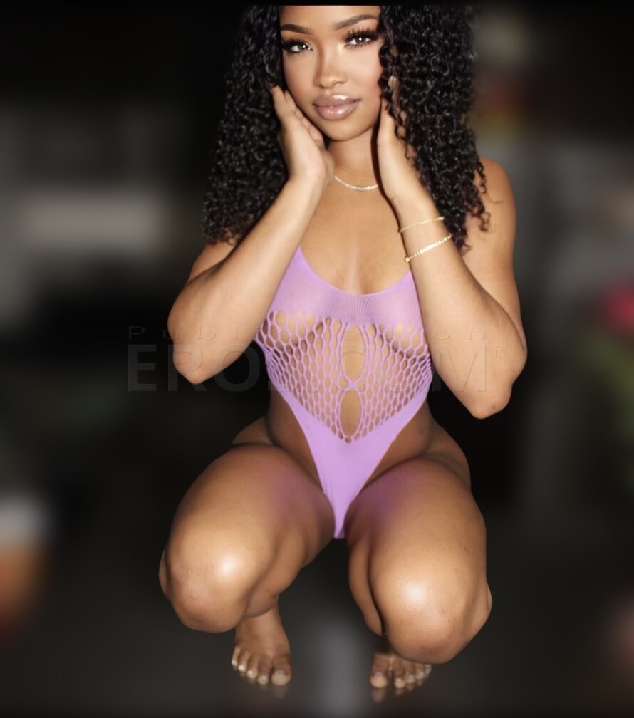 VIP Kaylani b