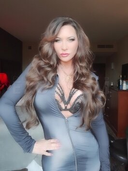 Christi Lynn