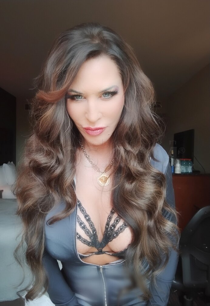 Christi Lynn