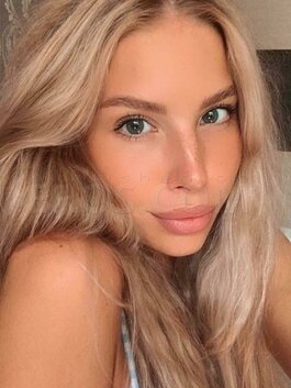 LISA MANCHESTER