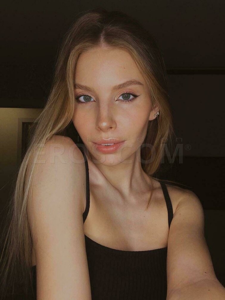LISA MANCHESTER