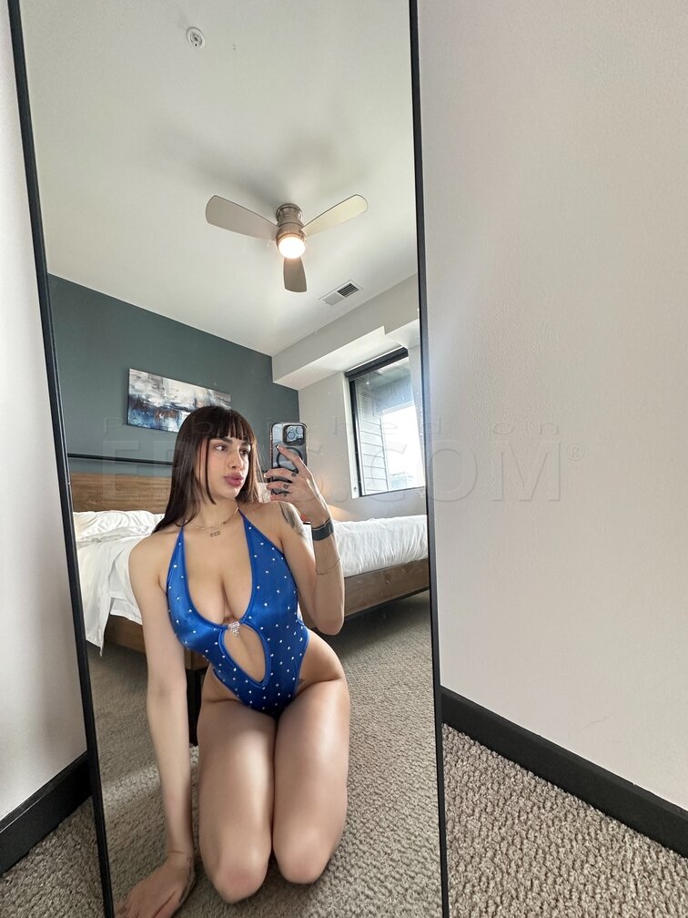 camila
