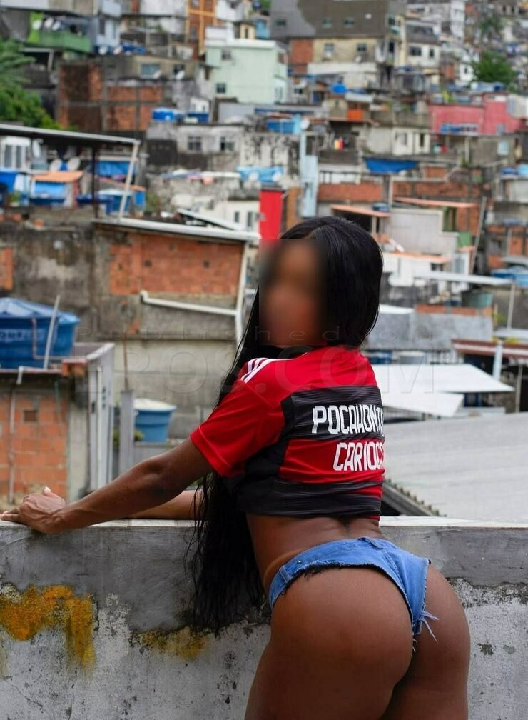 Izabella Ferrer