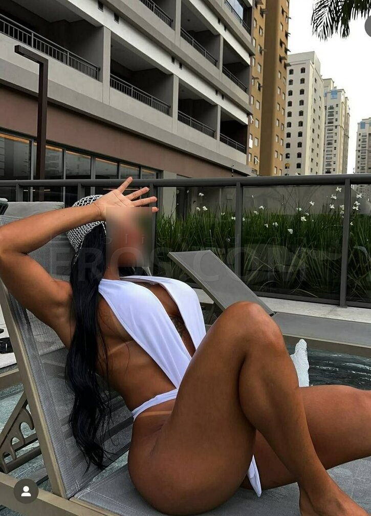 Izabella Ferrer
