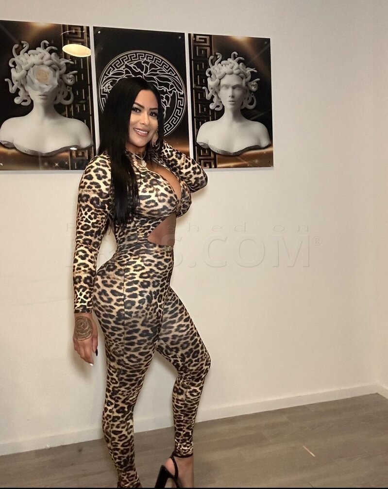 Sexy Tifanny