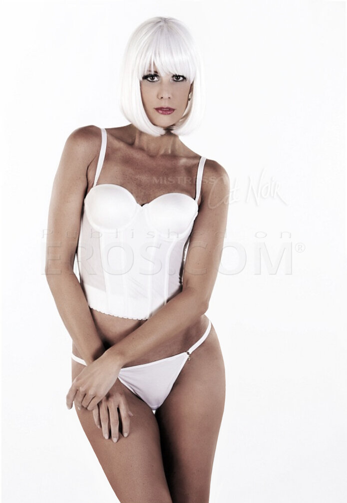 VIP Mistress Cat Noir