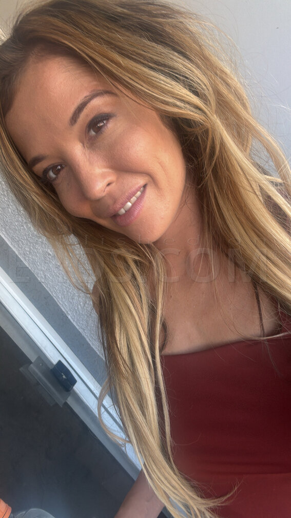 Tiffany fox