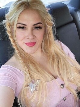 Valeria in Waltham